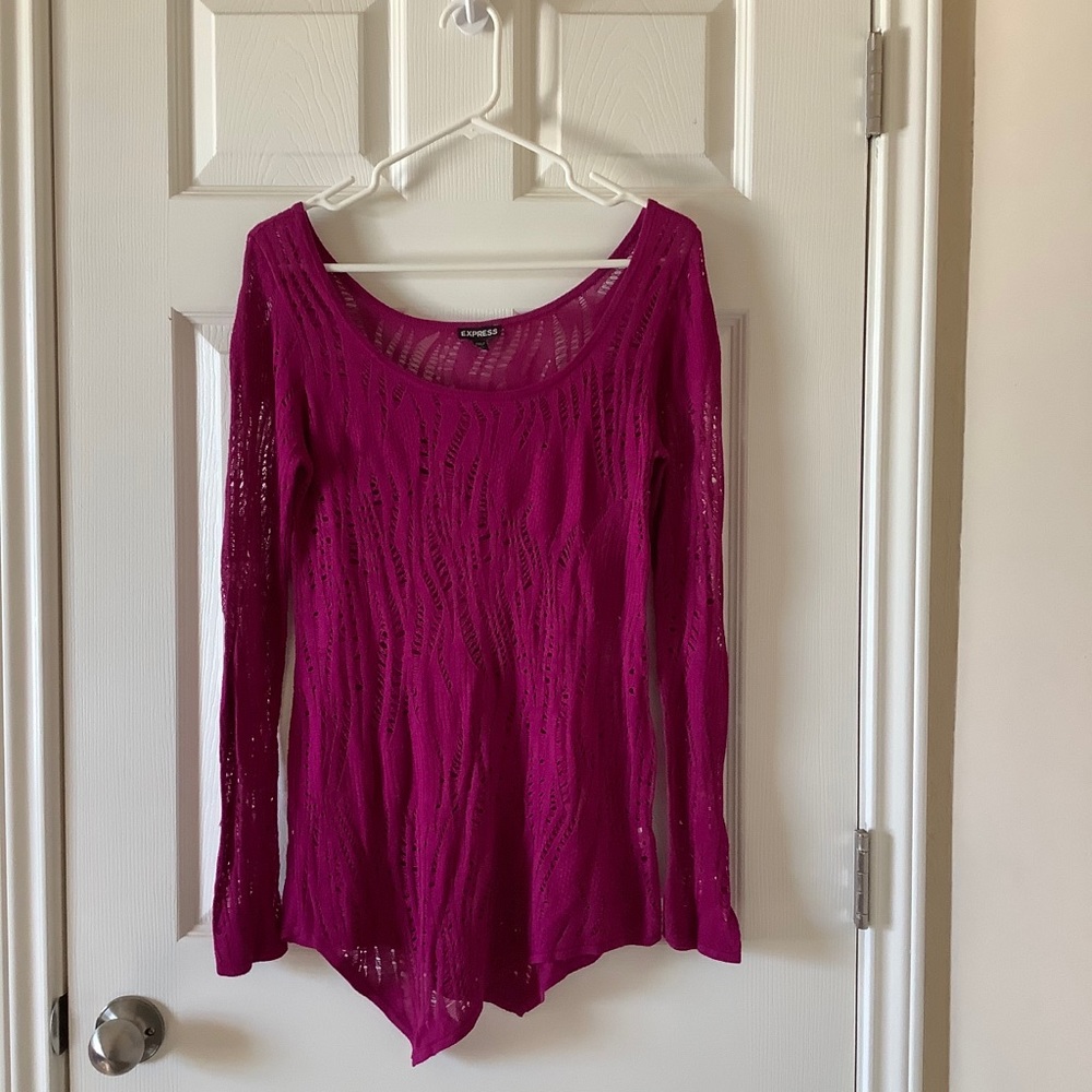 Maroon distressed top